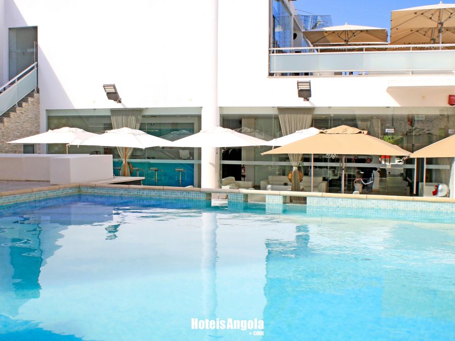 Hotel Duas Faces